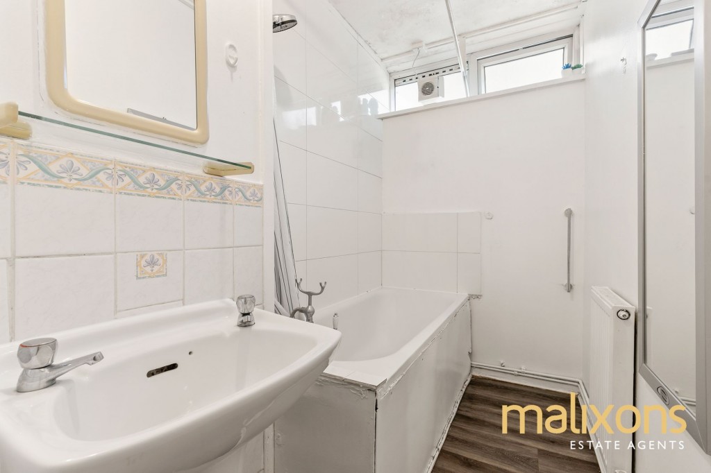 Hampson Way, London, SW8