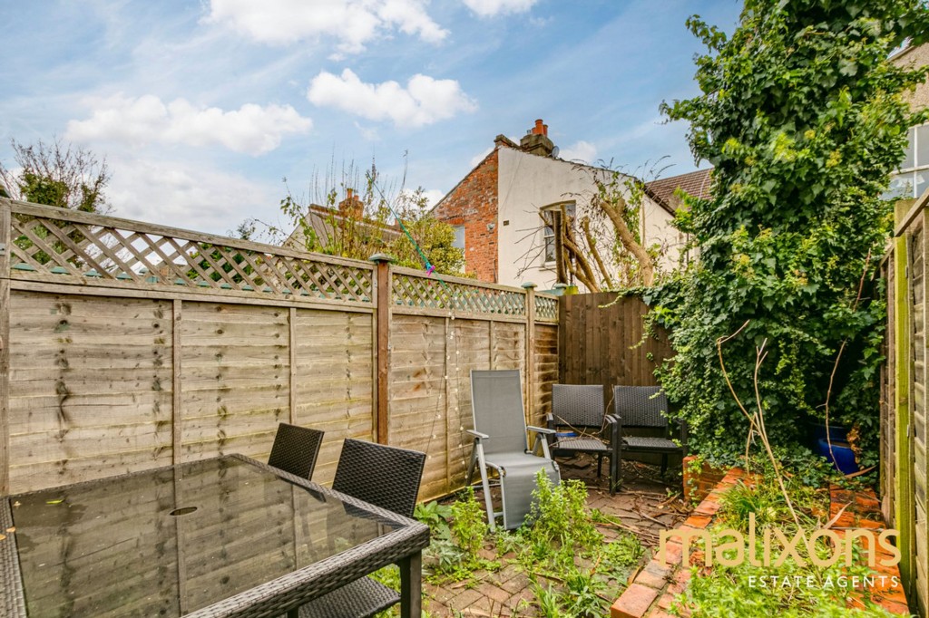Heaton Road, Mitcham, CR4