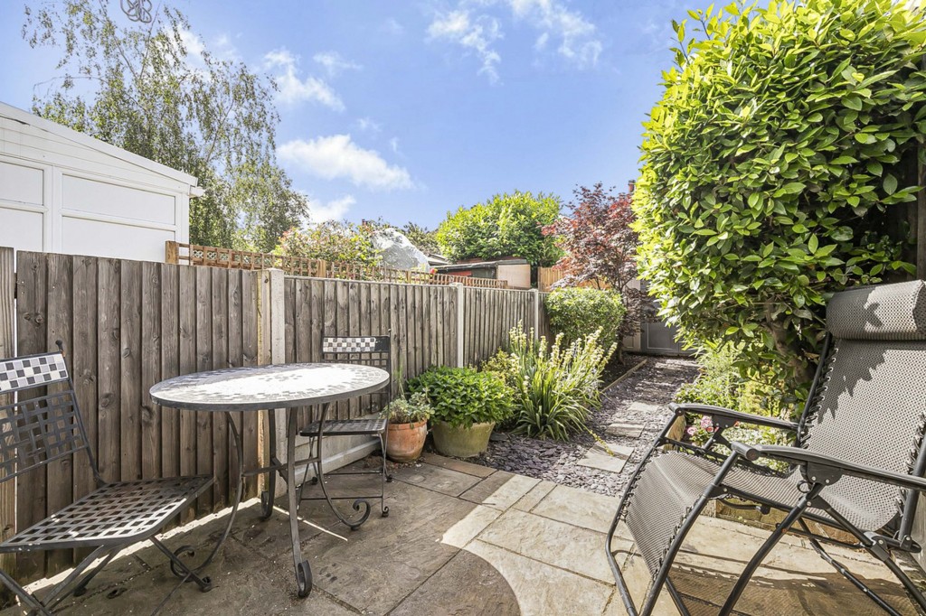 Himley Road, London, SW17
