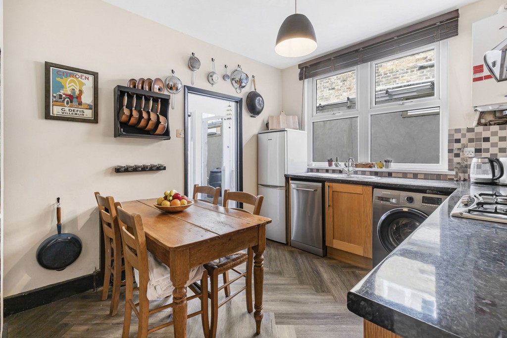 Himley Road, London, SW17