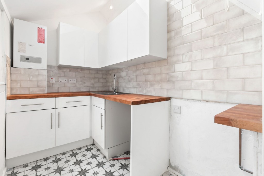 Brocklesby Road, London, SE25