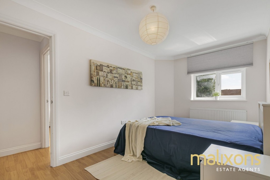 Commonside East, Mitcham, CR4