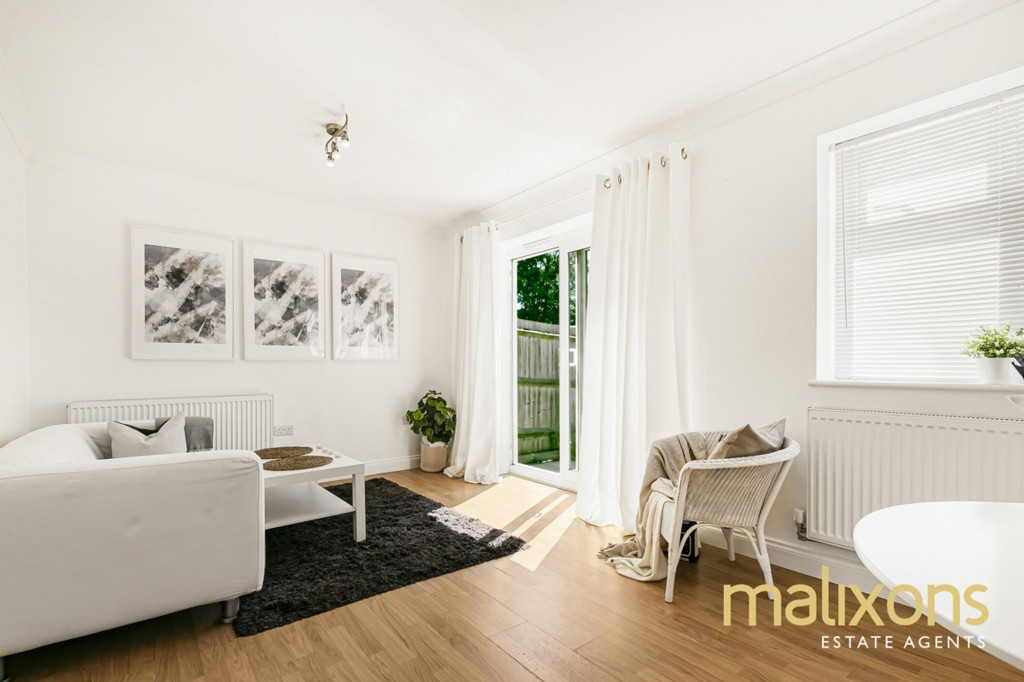 Commonside East, Mitcham, CR4