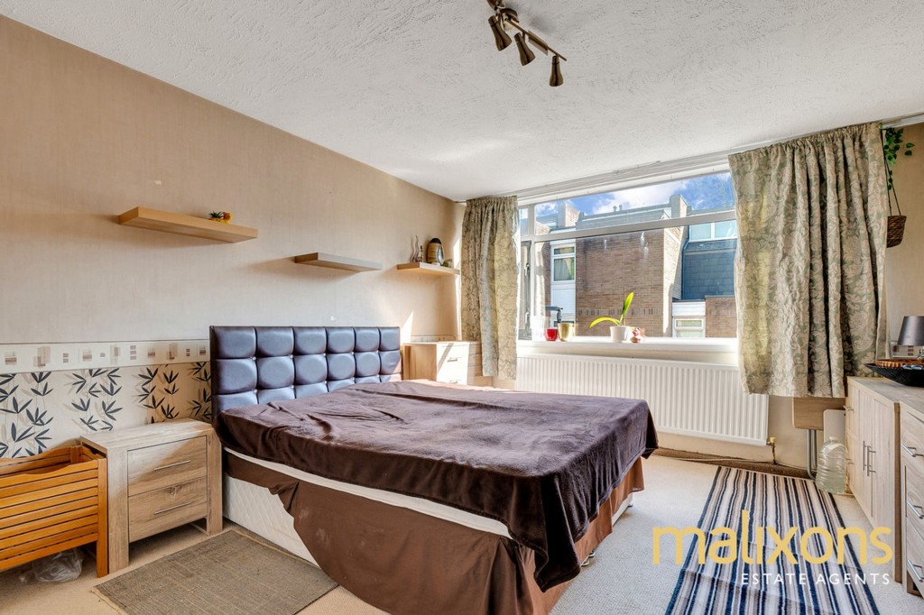 Coburg Crescent, London, SW2