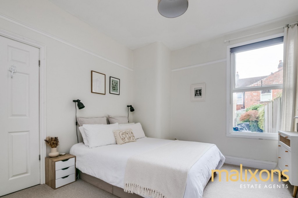 Heaton Road, Mitcham, CR4