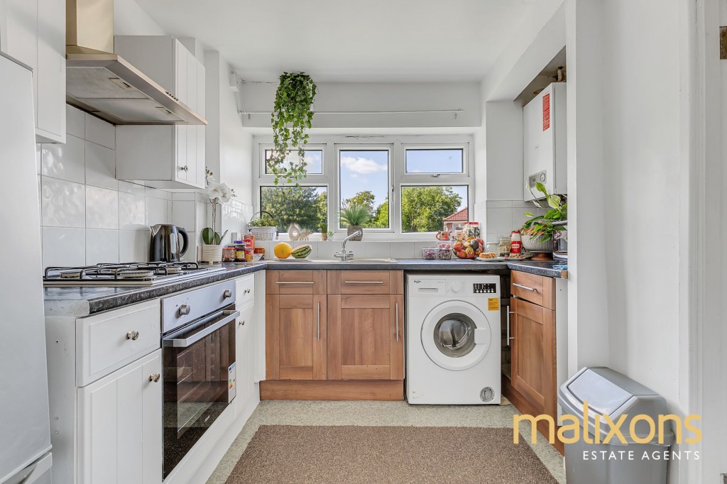 South Norwood Hill, London, SE25