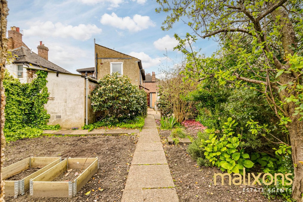 Love Lane, Mitcham, CR4