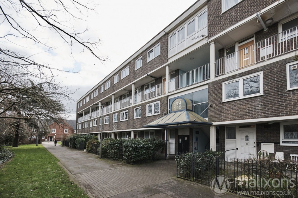 Tooting Bec Road, London, SW17
