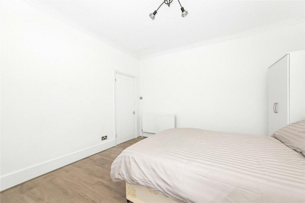 Ellison Road, London, SW16