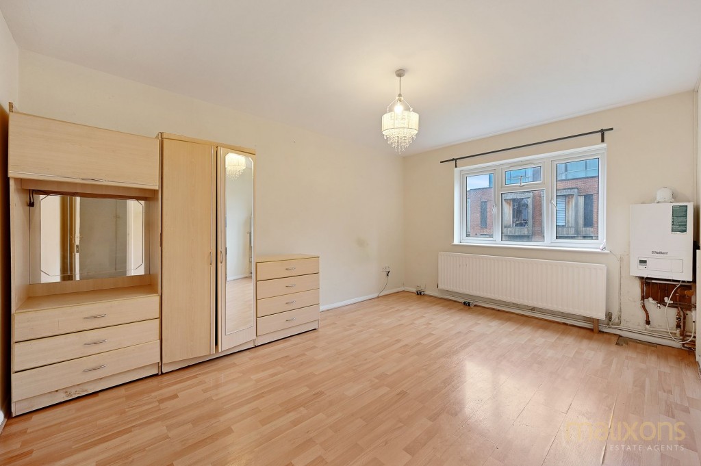 Enmore Road, Magdalen Court, SE25