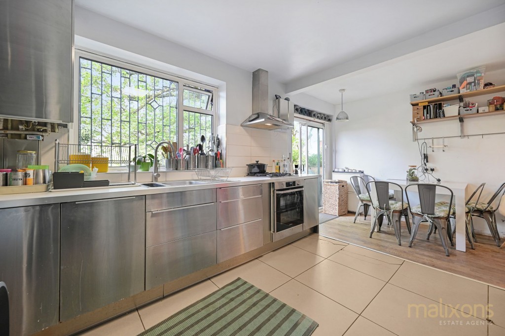 Upper Tulse Hill, London, SW2