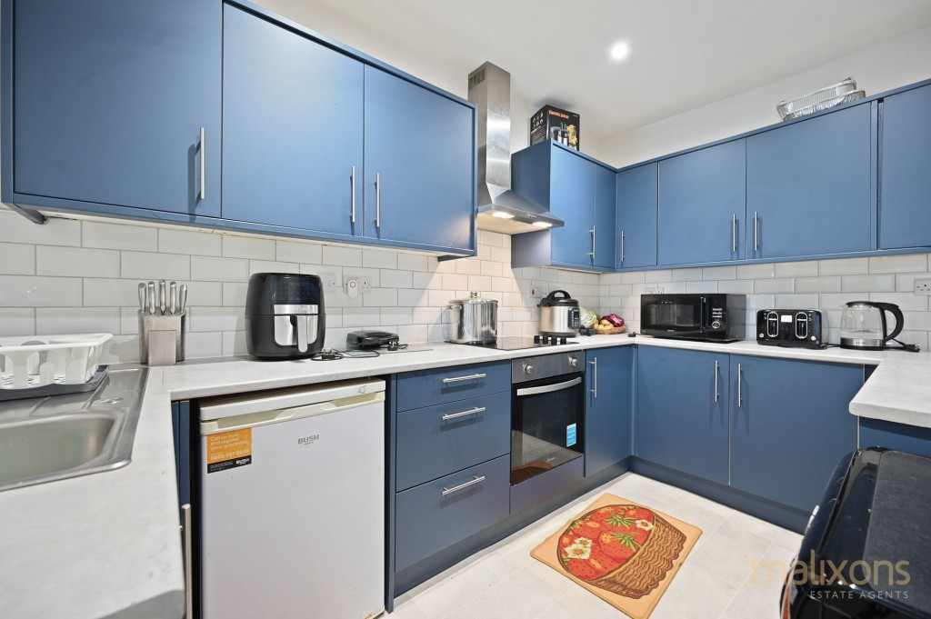 Estcourt Road, London, SE25