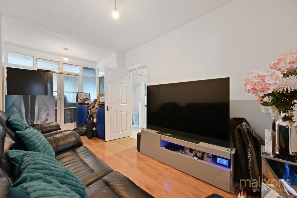 Estcourt Road, London, SE25