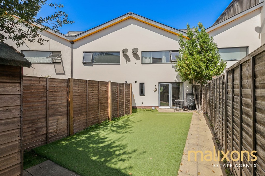 Kerlin View, London, SW16