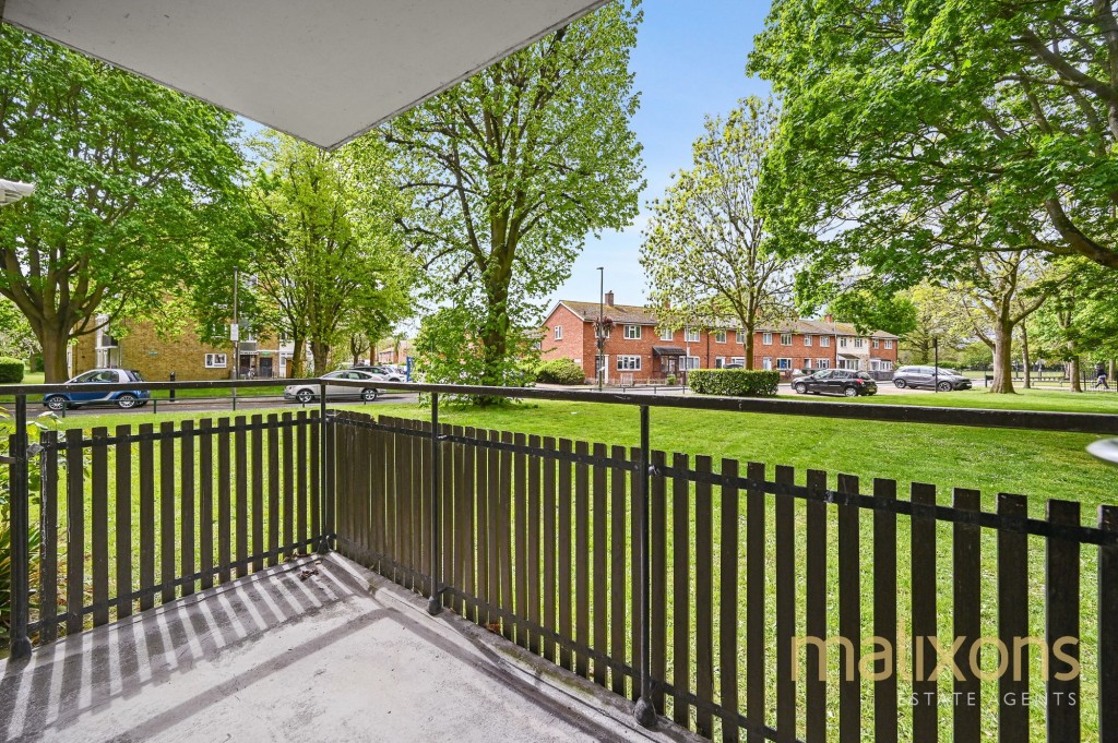 Strathdon Drive, London, SW17