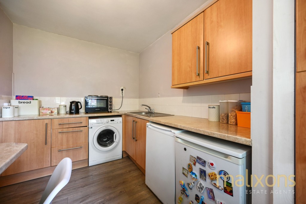 Strathdon Drive, London, SW17