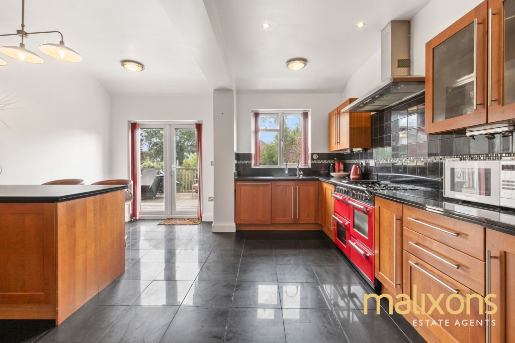 Howden Road, London, SE25