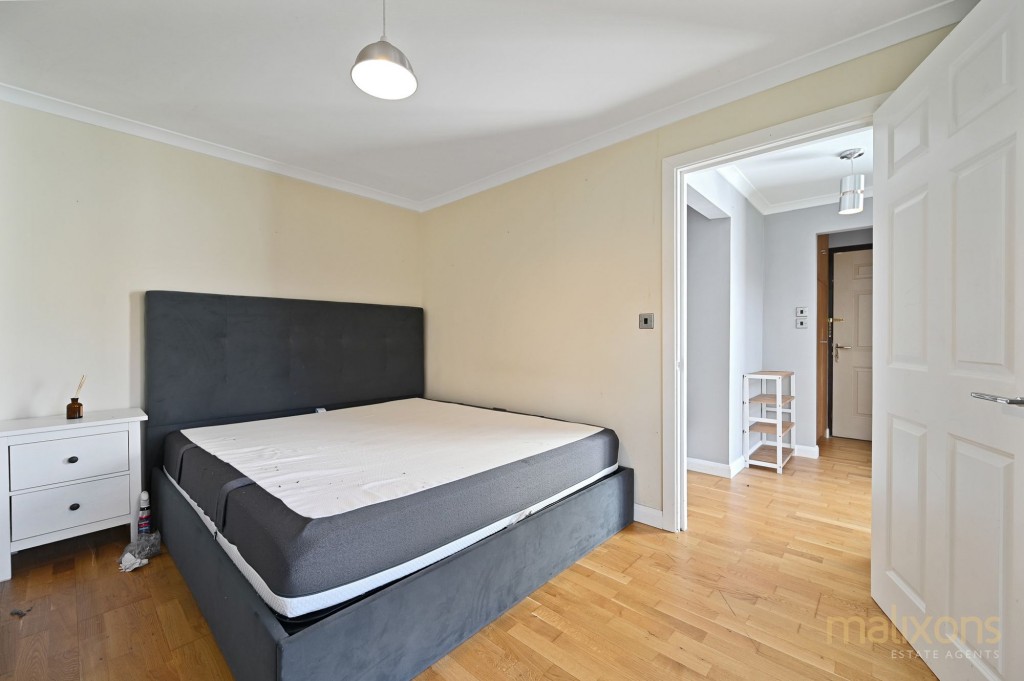 Leigham Court Road, London, SW16