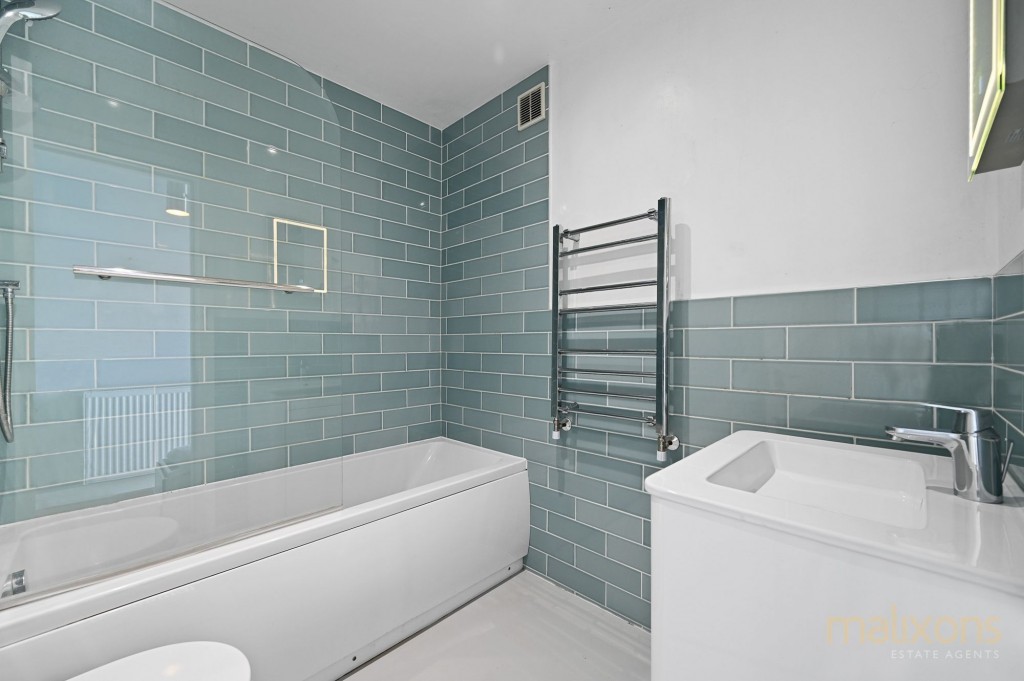 Leigham Court Road, London, SW16