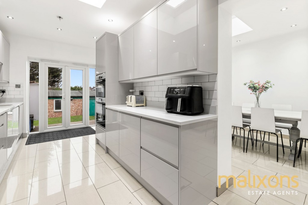 Gateside Road, London, SW17