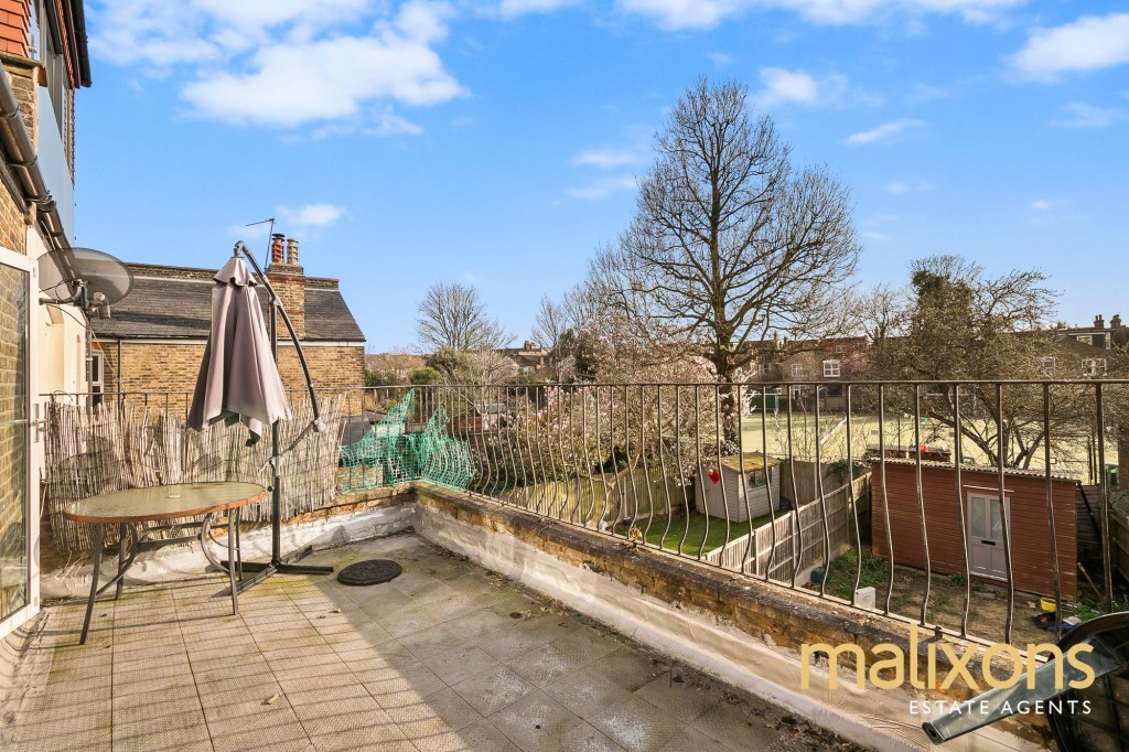 Wavertree Road, London, SW2