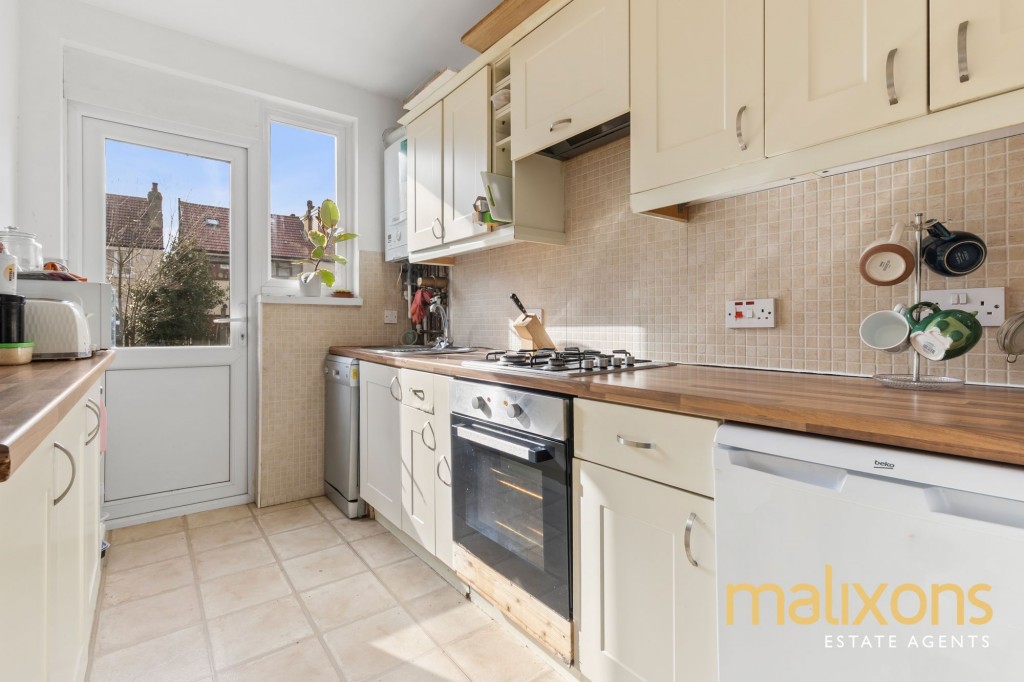 Eardley Road, London, SW16