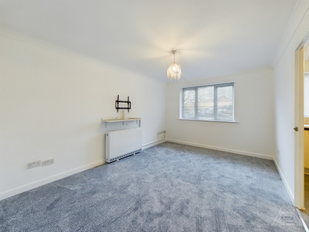 Danbury Crescent, South Ockendon, Essex, RM15