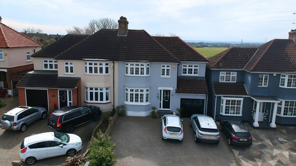 Purfleet Road, Aveley, South Ockendon, Essex, RM15 4