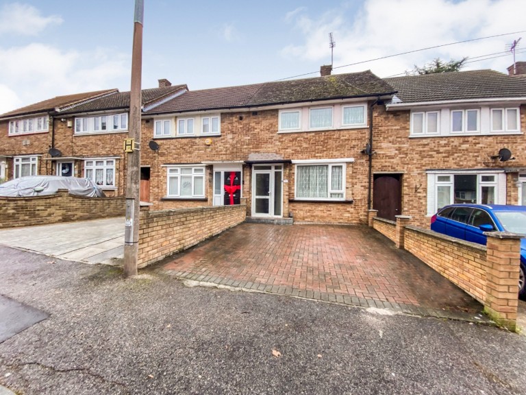 Corran Way, South Ockendon, Essex, RM15 6AR