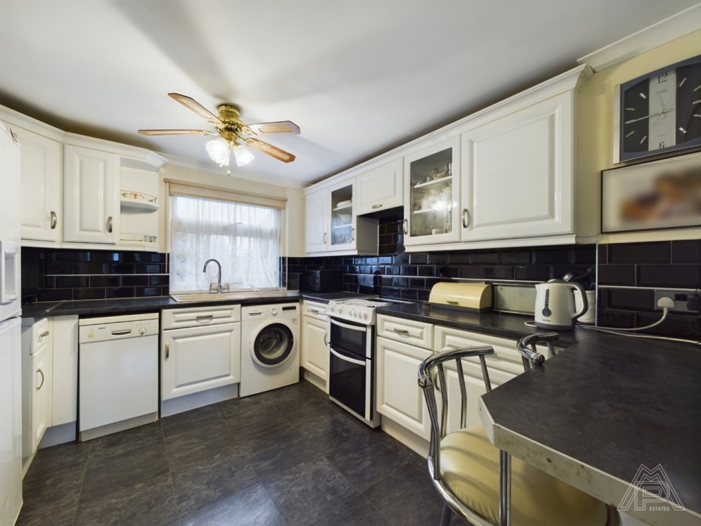 Mayflower Close, South Ockendon, Essex, RM15
