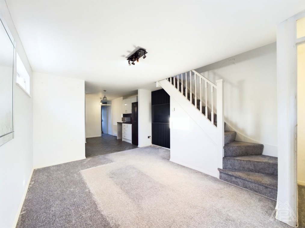 Lennard Row, Aveley, South Ockendon, Essex, RM15