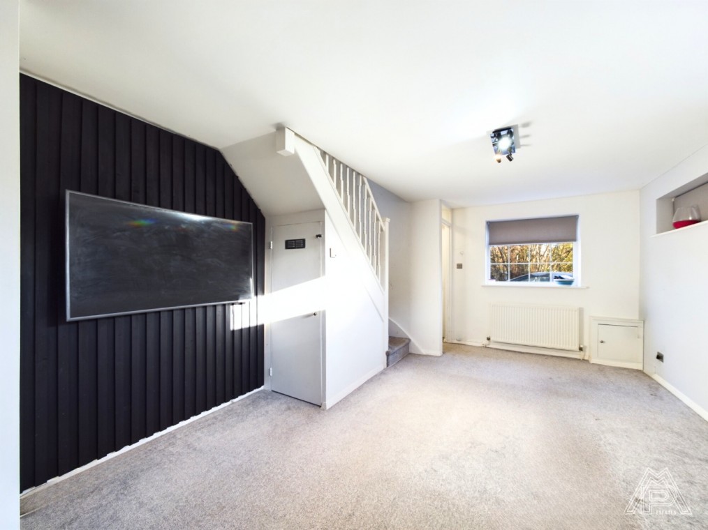 Lennard Row, Aveley, South Ockendon, Essex, RM15