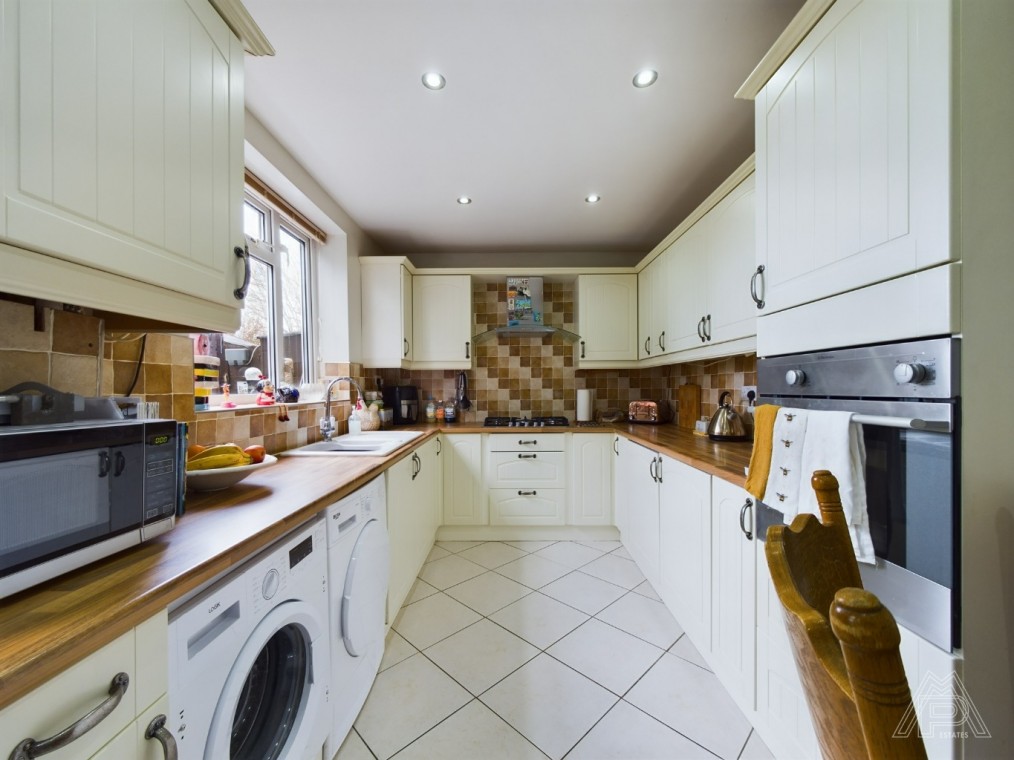 Usk Road, Aveley, South Ockendon, Essex, RM15