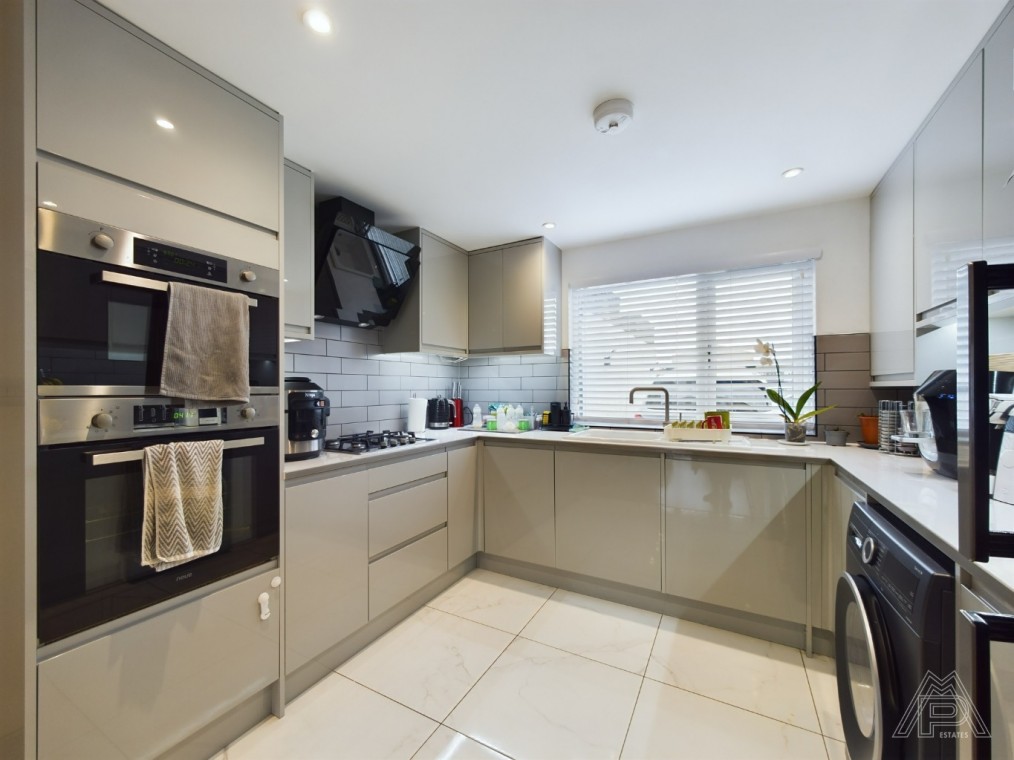 Larkspur Close, South Ockendon, Essex, RM15