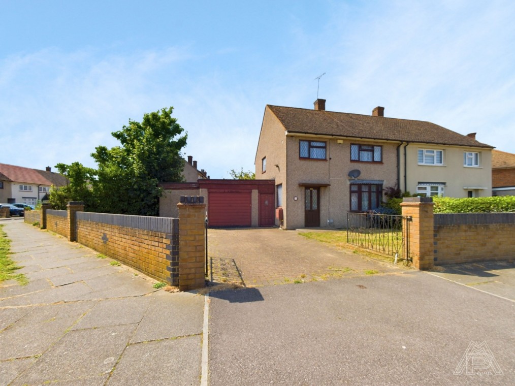 Foyle Drive, South Ockendon, Essex, RM15