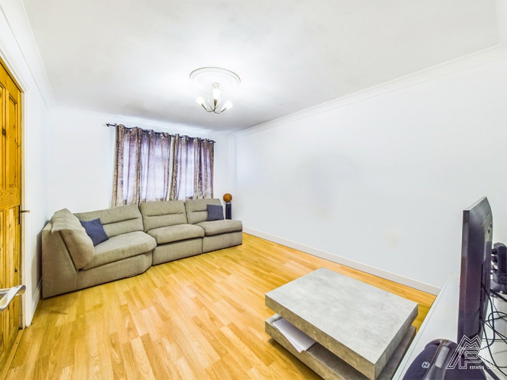 Danbury Crescent, South Ockendon, Essex, RM15