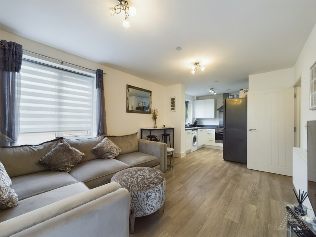 Windstar Drive, South Ockendon, Essex, RM15