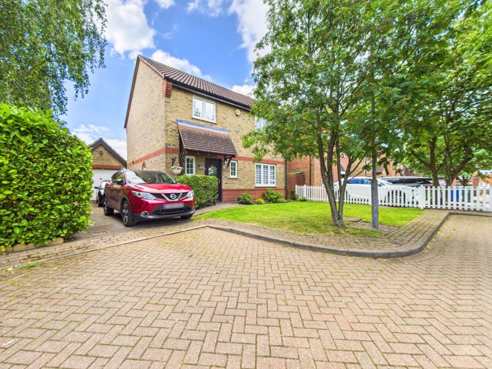 Sycamore Way, South Ockendon, Essex, RM15