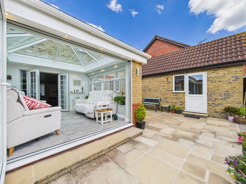 Sycamore Way, South Ockendon, Essex, RM15