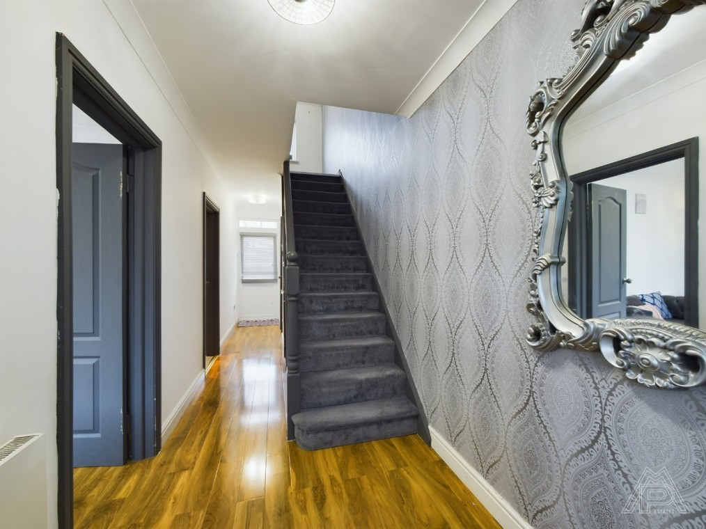 Callan Grove, South Ockendon, RM15