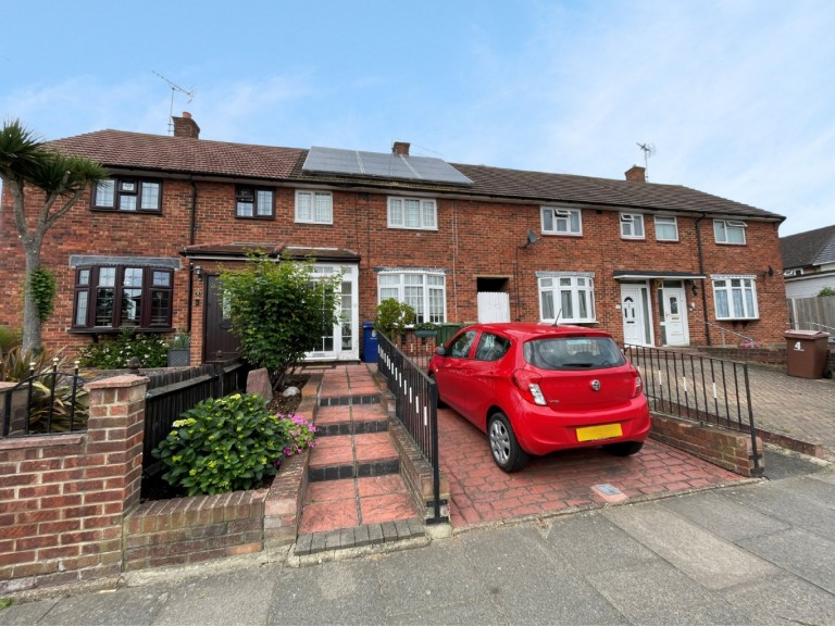 Erriff Drive, South Ockendon, Essex, RM15