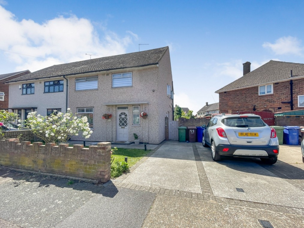 Gatehope Drive, South Ockendon, Essex, RM15