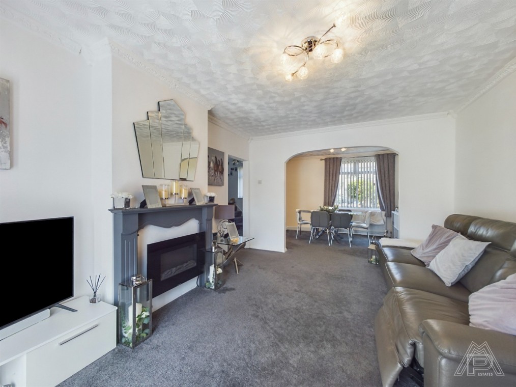 Gatehope Drive, South Ockendon, Essex, RM15