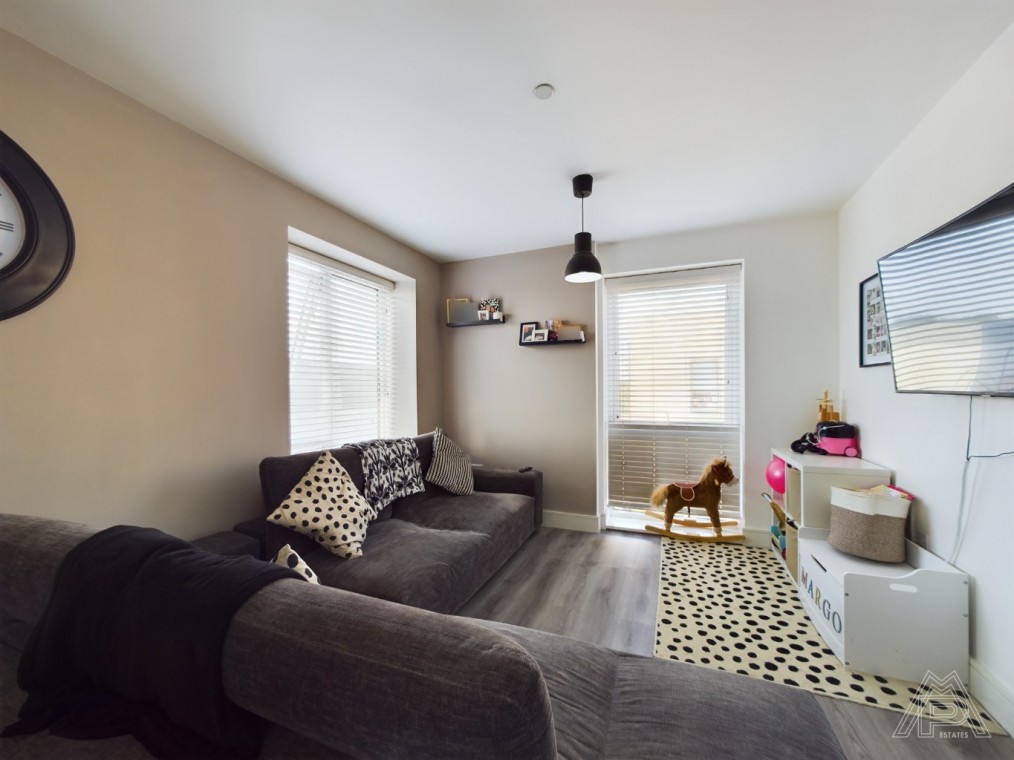 Windstar Drive, South Ockendon, Essex, RM15