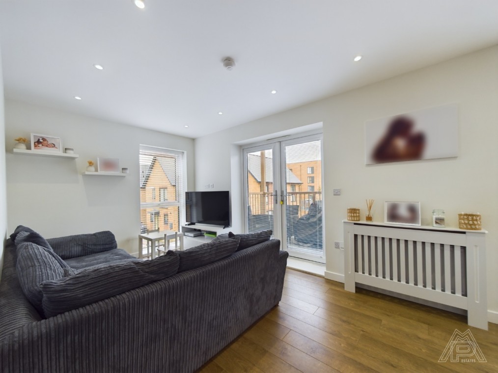 Falcon Way, South Ockendon, Essex, RM15