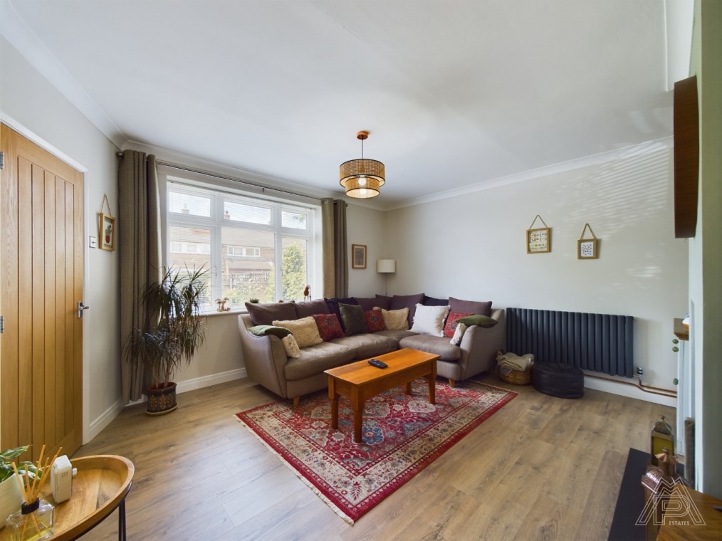 Cullen Square, South Ockendon, Essex, RM15