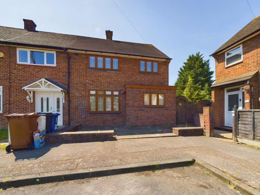 Loman Path, South Ockendon, Essex, RM15