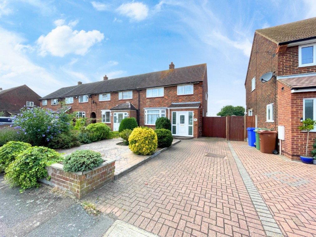 Fortin Way, South Ockendon, Essex, RM15