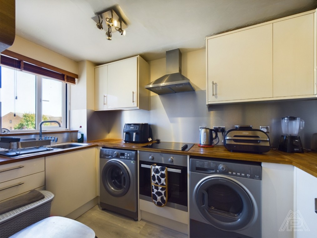 Danbury Crescent, South Ockendon, Essex, RM15