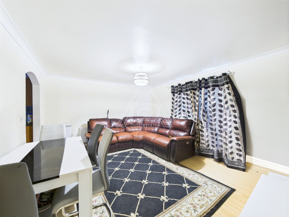 Caspian Way, Purfleet, Essex, RM19